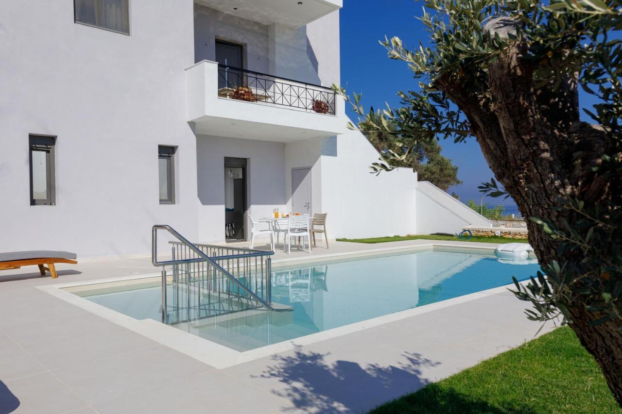 Apartment Tilio - New Apartment With Private Pool 1400M From The Beach 罗希姆诺 外观 照片