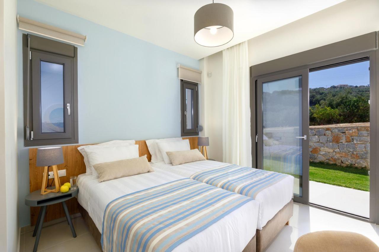 Apartment Tilio - New Apartment With Private Pool 1400M From The Beach 罗希姆诺 外观 照片
