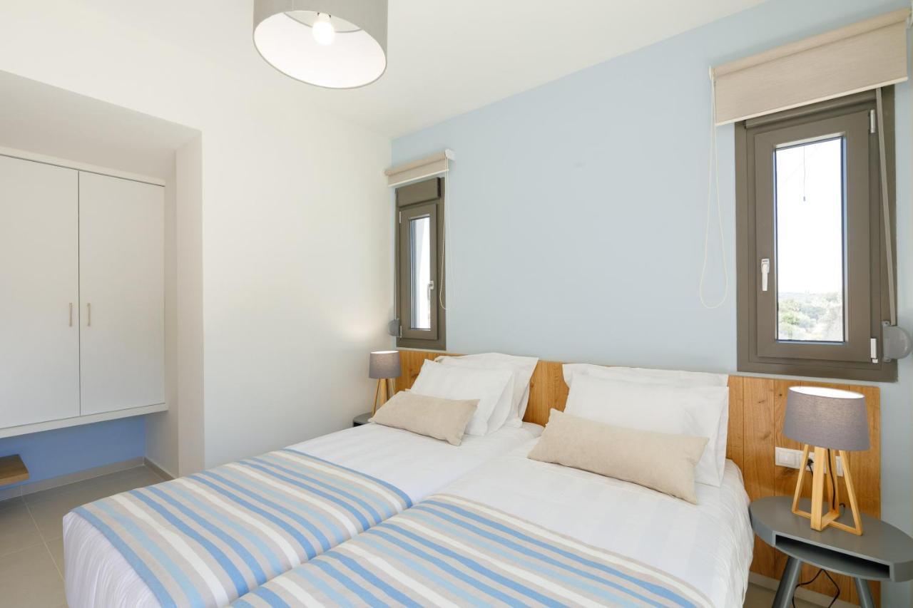 Apartment Tilio - New Apartment With Private Pool 1400M From The Beach 罗希姆诺 外观 照片