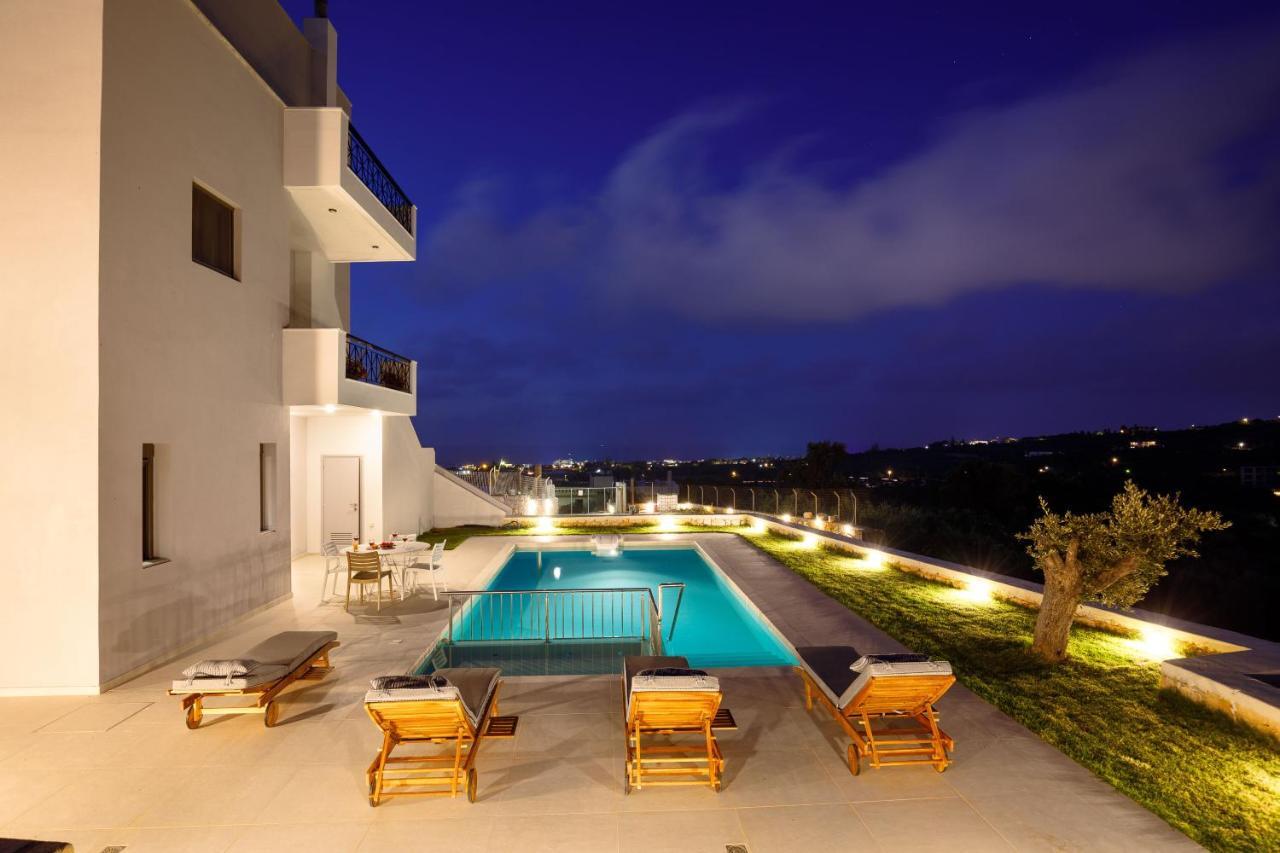 Apartment Tilio - New Apartment With Private Pool 1400M From The Beach 罗希姆诺 外观 照片