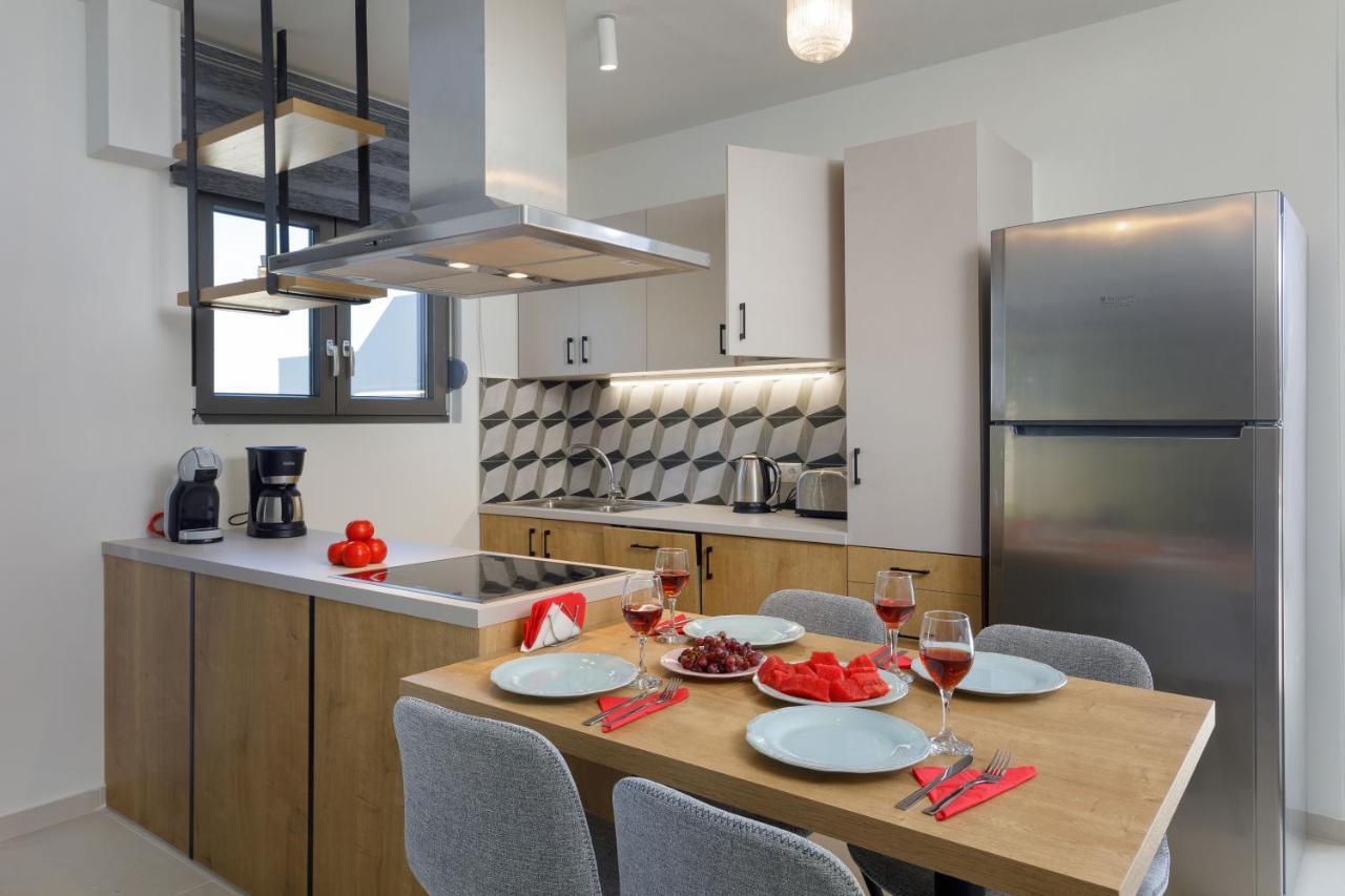 Apartment Tilio - New Apartment With Private Pool 1400M From The Beach 罗希姆诺 外观 照片